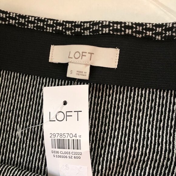 LOFT Pencil Skirt Size Small NWT - Picture 2 of 6